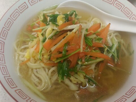 豚の茹で汁でシンプル醤油ラーメン